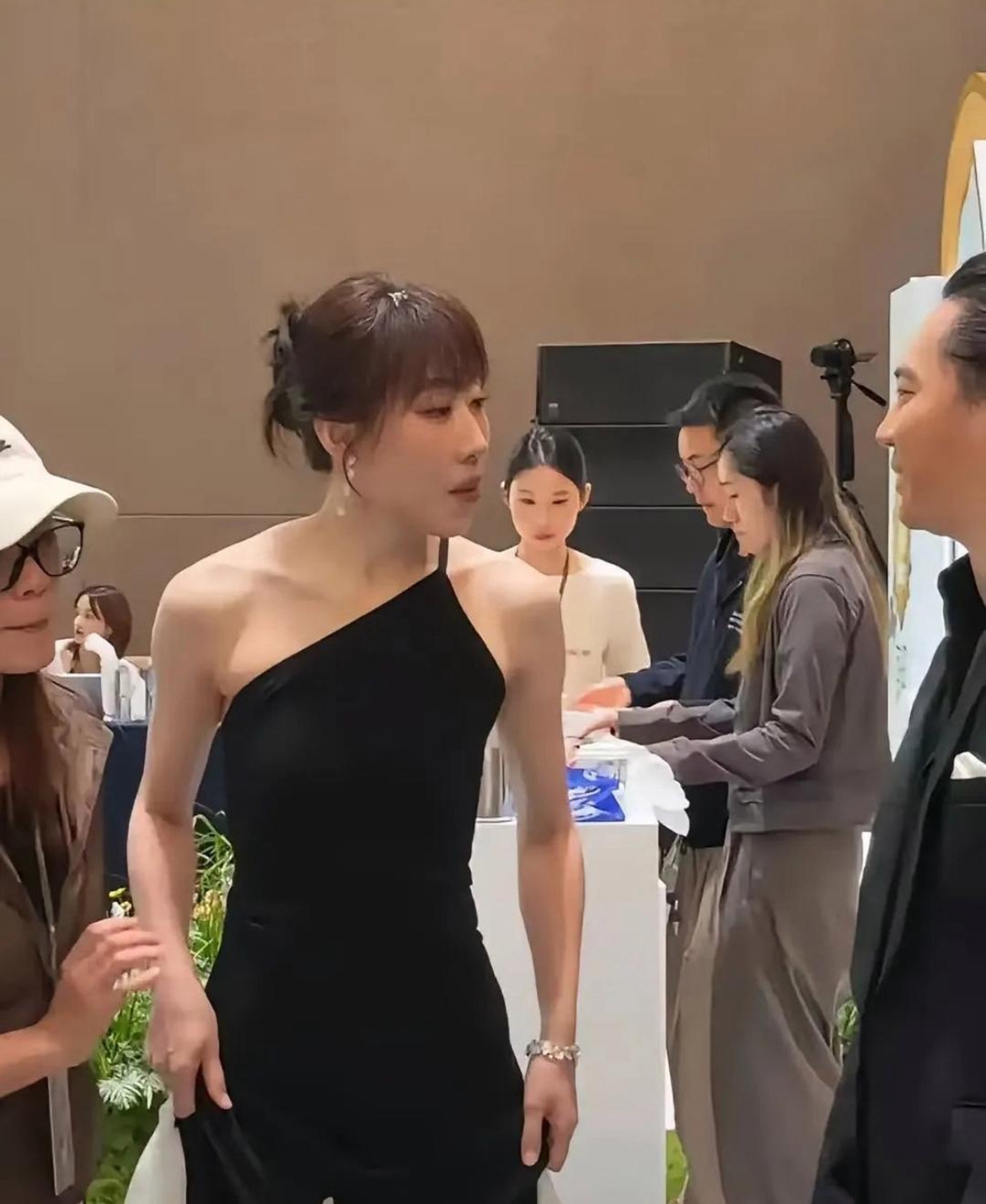 如果骨架大那算不算标准美女 