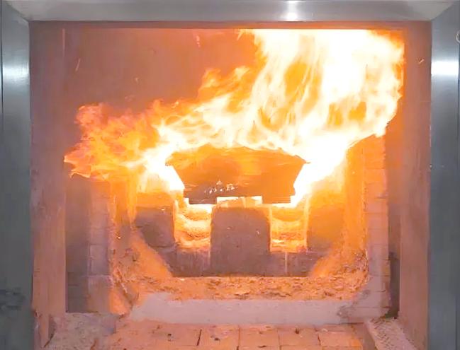 有人推测20年后中国丧葬将会转变。很多独生子女在面对去世的父母时，基本上会变成直