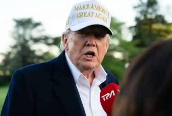 昨天，特朗普接受福克斯新闻专访，他说:“中美关系遇到了大麻烦，这一切归咎于尼克松