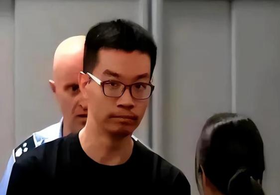 [中国赞]拒绝引渡！意大利听证会上，当法官用意大利语念完美国司法部的引渡请求，翻