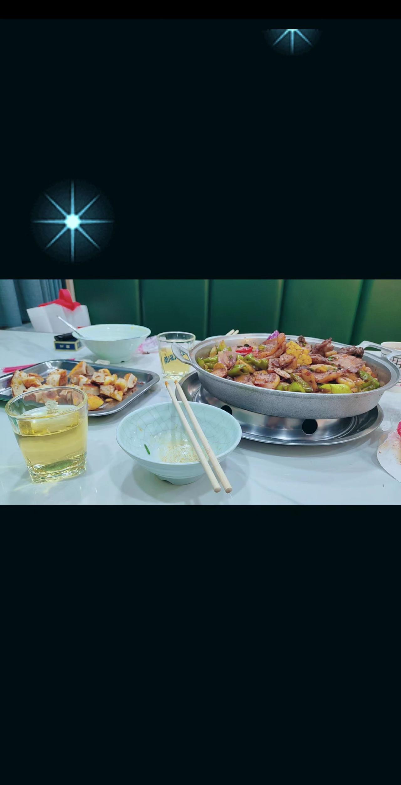 九十九步是爱，最后一步是尊严，你觉得我像神经病的时侯。其实那是我最爱你的时候，因