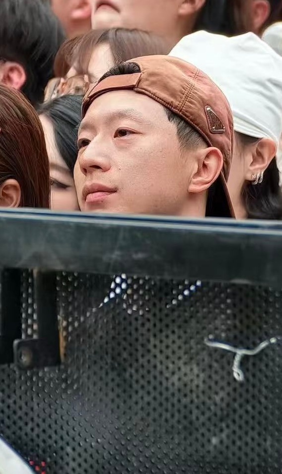 马龙去看蔡依林鸟巢演唱会了 马龙去看蔡依林鸟巢演唱会了！！！！ 