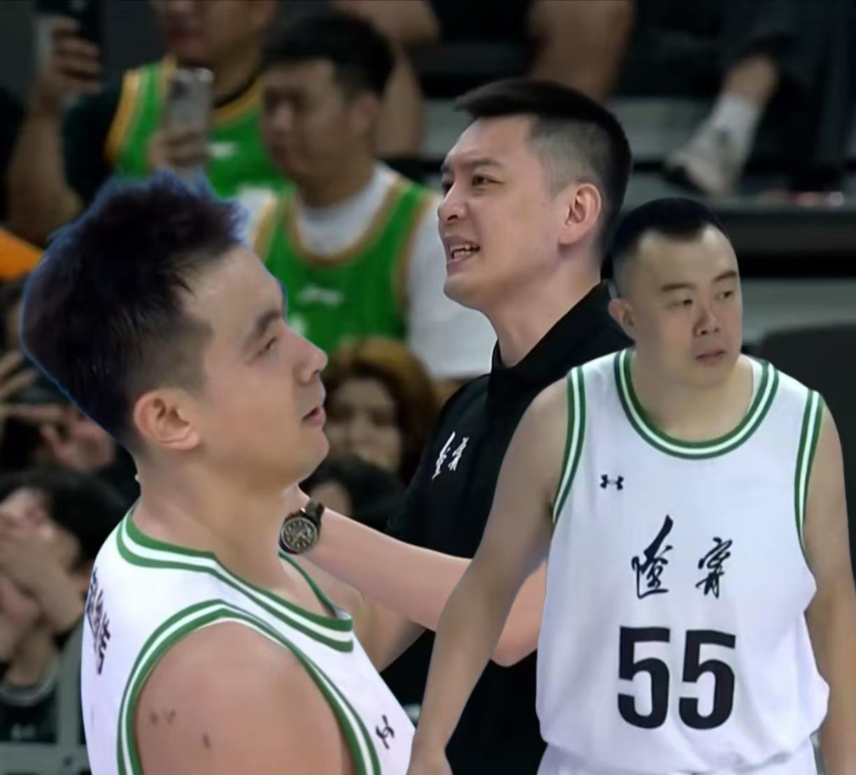 那些诋毁辽宁队的黑粉看到了吧，一些拼多多球队拿什么和辽宁队比呀？大胜澳门64分还