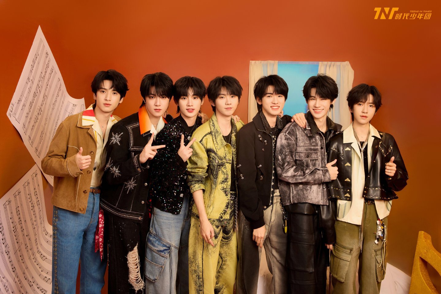 时代少年团湖南卫视跨年晚会造型  时代少年团湖南卫视跨年晚会造型🈶，弟弟们好酷