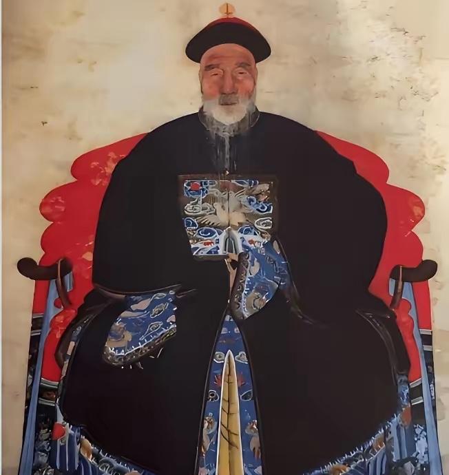 清代流传一个关于科举的传说故事：江西书生刘凤诰因左眼失明，在殿试时遭遇刁难。传说