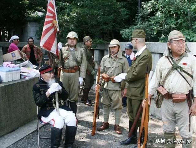 日本政府和日本舆论实际上都在把这次事件冷处理，这样的处理结果只会鼓励更多日本极右