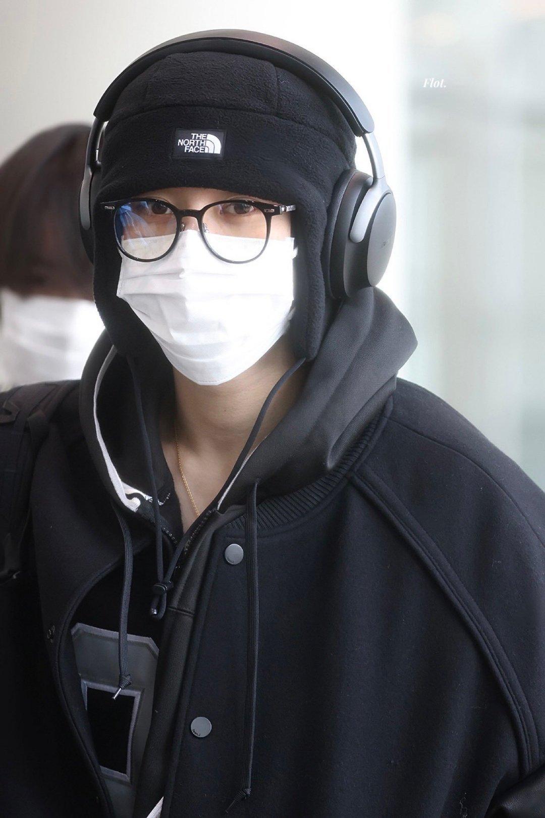 你有一双深情眼 