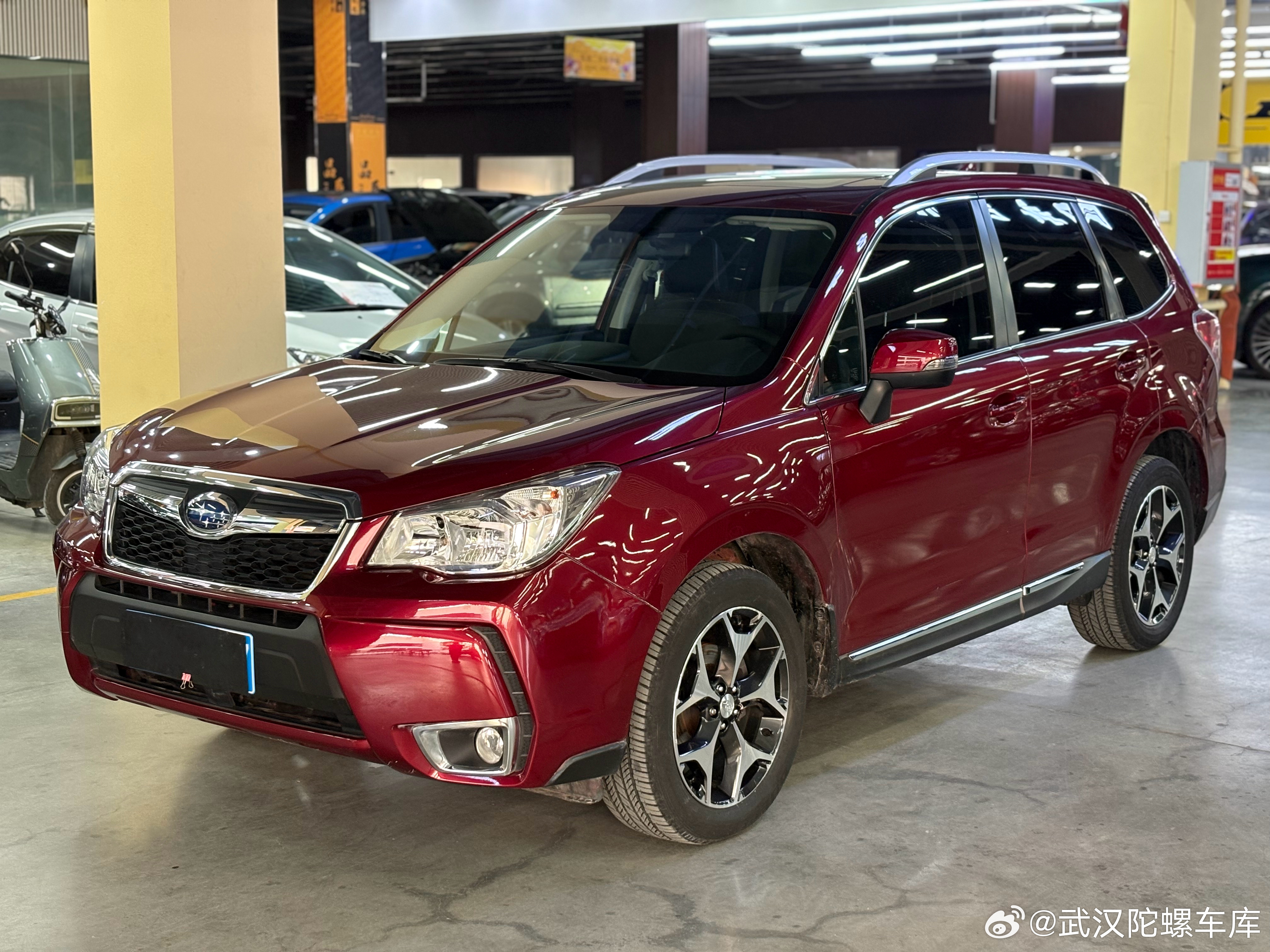 极品 15年底斯巴鲁森林人2.0特装纪念实表3万公里 原版少量补漆 无敌新原厂运