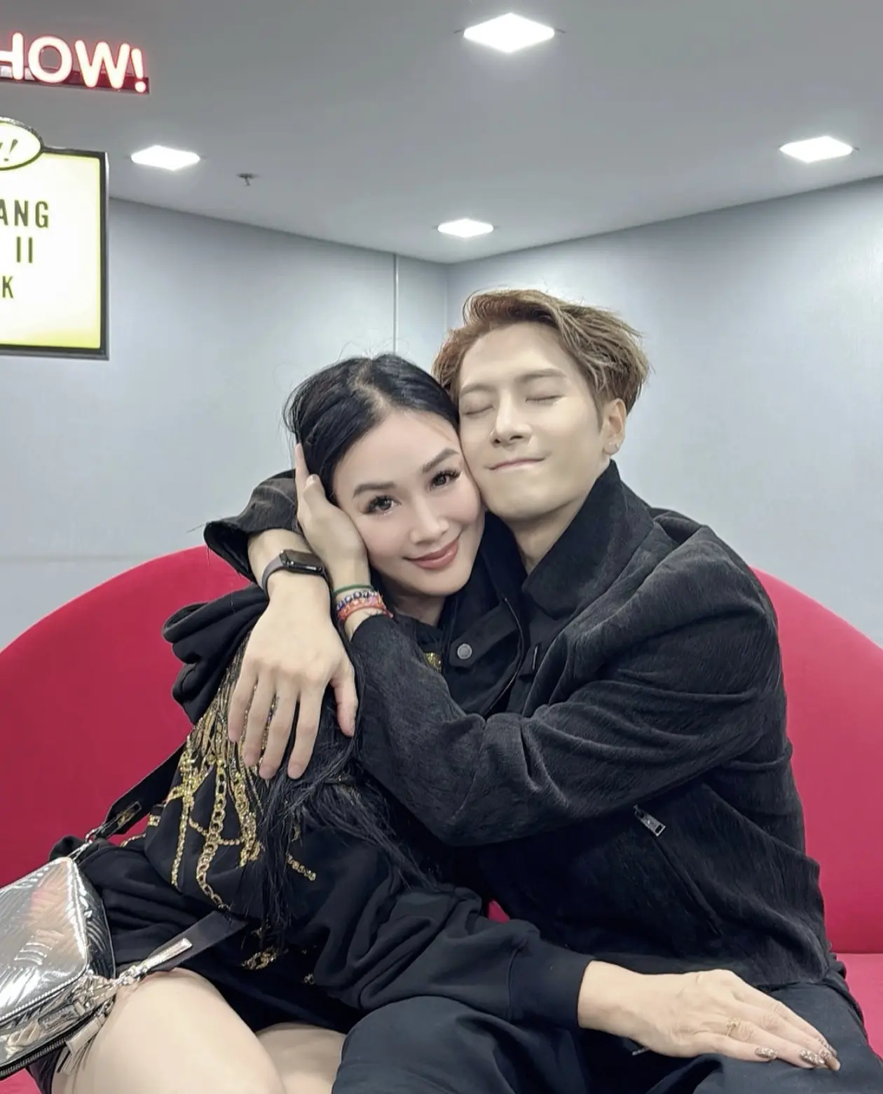 钟丽缇姐姐IG发长文感谢王嘉尔🥹。