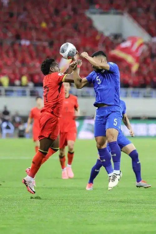 001 国际友谊 中国vs泰国⚽方向：双平/平⚽比分：1-1 1-2⚽进球数：2