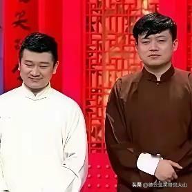 当年被郭德纲点评紧张嘴不利索的李寅飞，居然是清华大学相声博士，拿下2026相声大