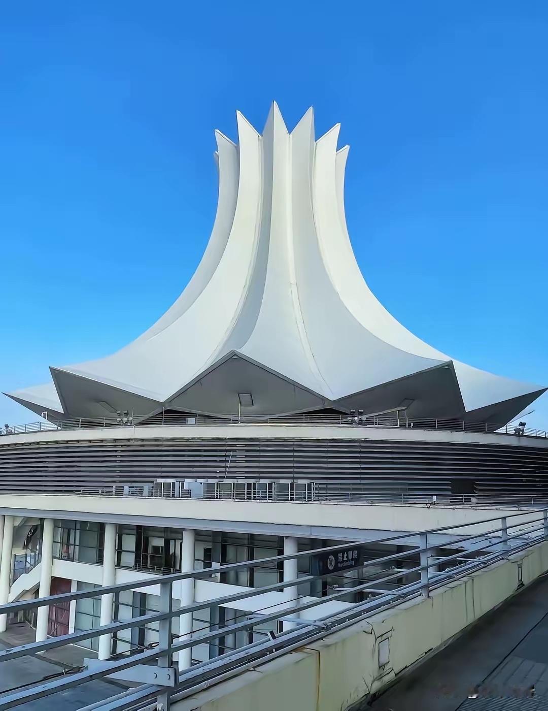 6212亿！南宁凭什么成为广西首个GDP破6000亿城市？

当2025年GDP