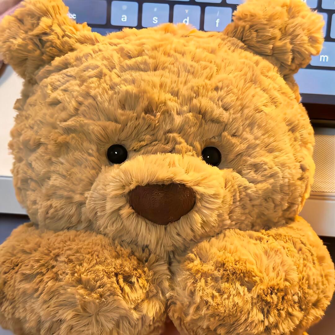 少年意气风发 ，无畏前路漫漫；少年鲜衣怒马，无畏碎银几两；少年自自展风华 ，无畏