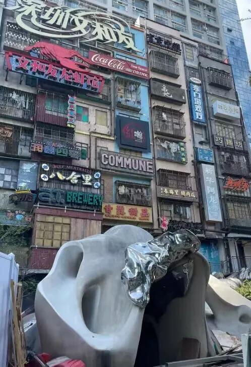 文和友这是…都关店了吗 | 消费观察
害 遥想当年也是明星项目了
如今满目萧条 