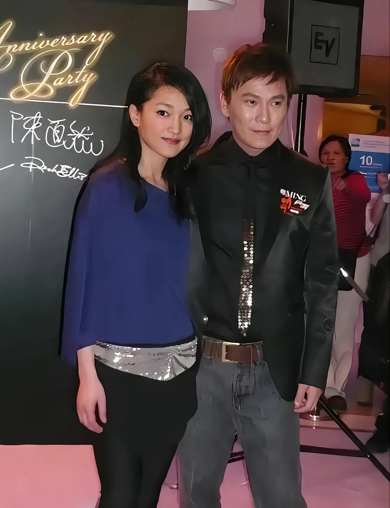 情歌王子痴恋港圈神颜20年，却被嘲“不洗澡”单身至今？张信哲的情路比歌词还虐！