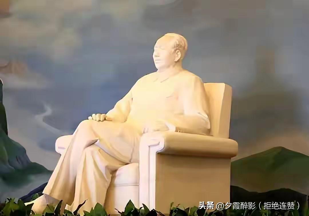 1990年，为纪念杨开慧烈士诞辰90周年，长沙要为烈士立一尊汉白玉雕像。可时间紧