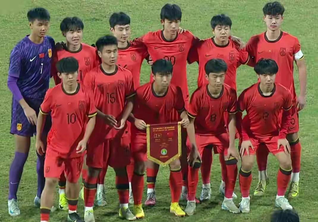 现在谈足球青训的基础，是不是有点扯淡呢？
世界足联投入、国家、地方的投入何止亿万