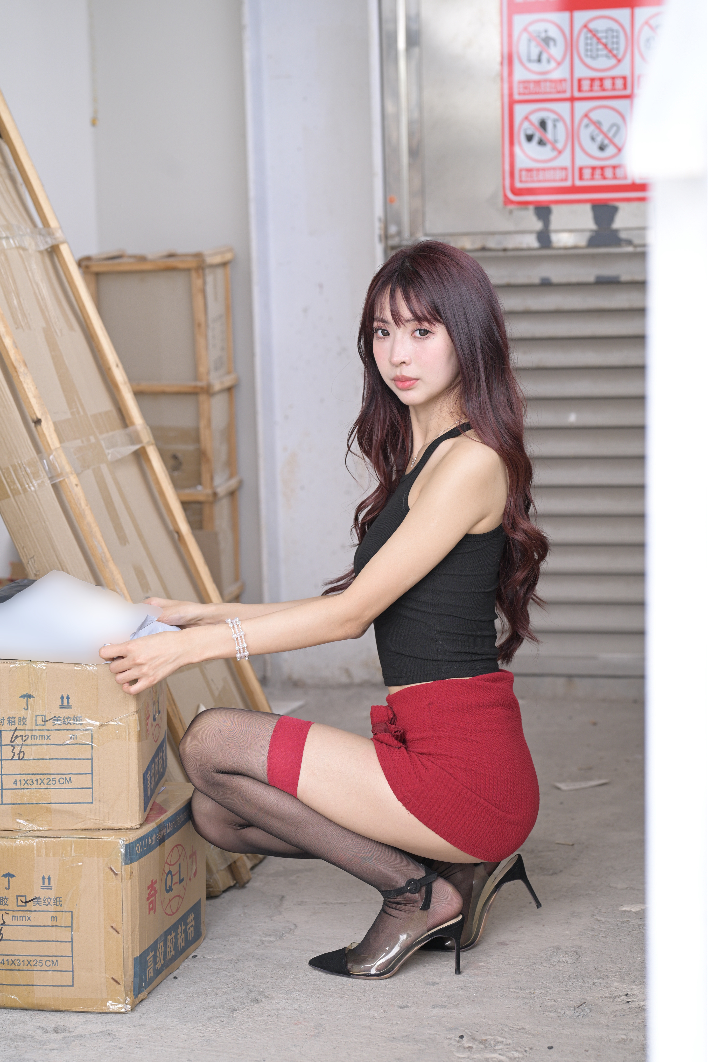 街拍[超话]   短裙  （拒绝水印） ​​​