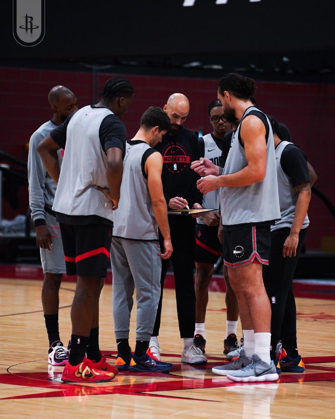 火箭训练日 🚀新赛季篮不住休斯顿火箭