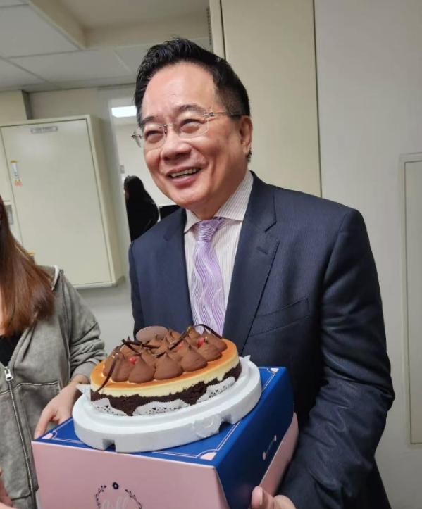 蔡正元：“送行”！
 
3月19号下午，即将要去服刑的蔡正元，还是选择参加了寰宇