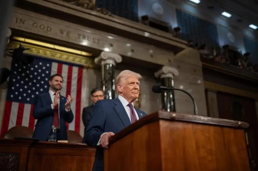 意大利副总理兼外交部长安东尼奥·塔亚尼表示，欧盟必须保护格陵兰岛免受美国总统老特