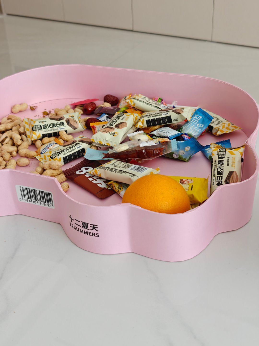 不知道为什么，我总觉得所谓的防腐剂很可能压根就不存在过，这个东西很大可能是营销上