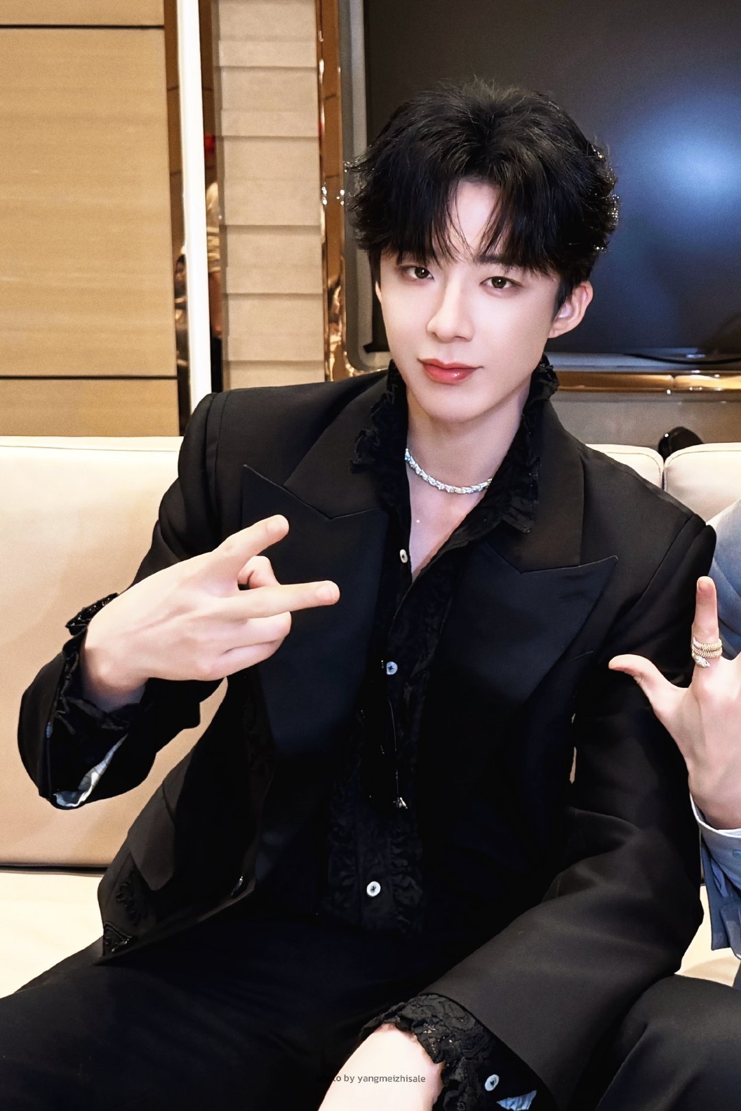 凝聚V力量💖摩登兄弟 传递正能量💖摩登兄弟公益行[超话] 💖一生只要两次幸