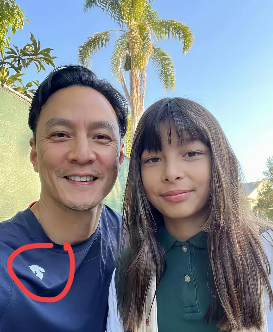 吴彦祖穿的衣服是什么牌子的？颜色挺好看