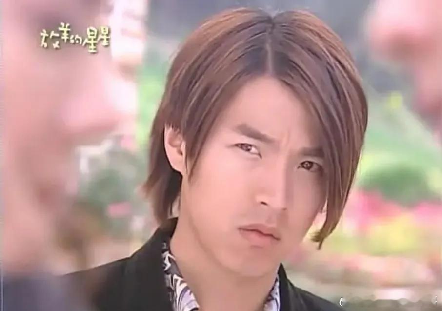 李威出庭不认罪“精舍命案”最新进展！李威出庭不认罪，被害家属：没接到任何一句道歉