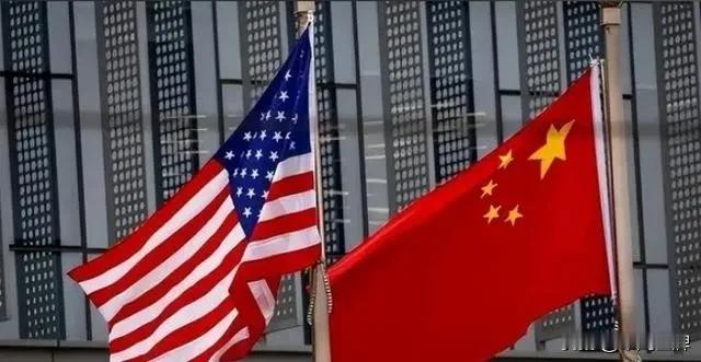 8月25日彭博社一条爆料炸了锅：中国研发出全球首款能发射空空导弹打击空中目标的高