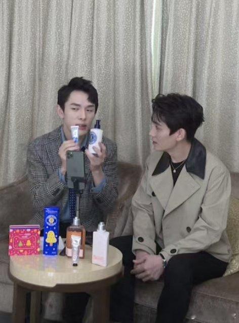 李佳琦说可能缺席两个季度直播李佳琦哽咽支持李佳琦的每一个新选择，在合伙人里好好表