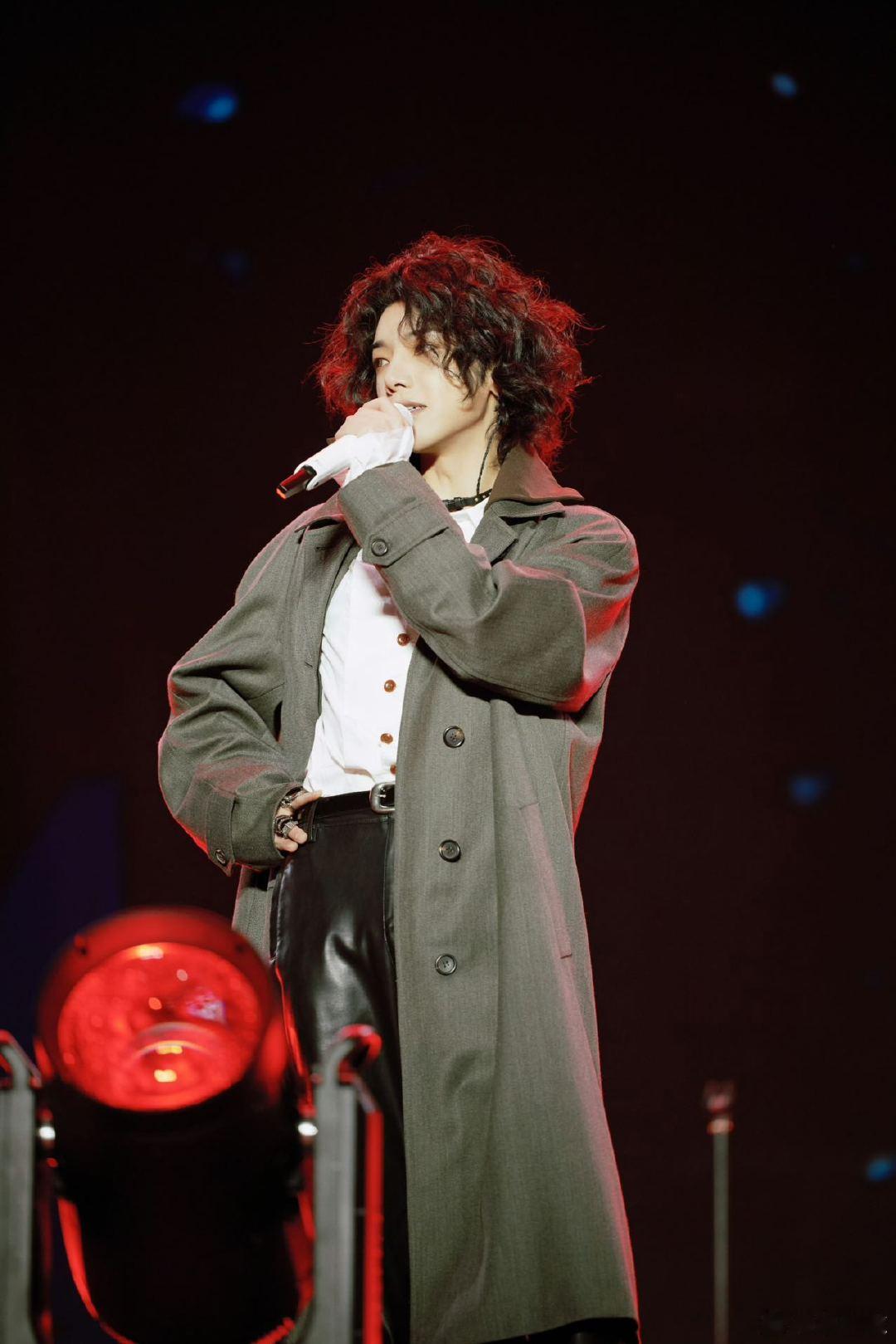 华晨宇 这一天不会让大家等太久沉淀初心稳步前行，不仓促不敷衍，在合适的时机奔赴相