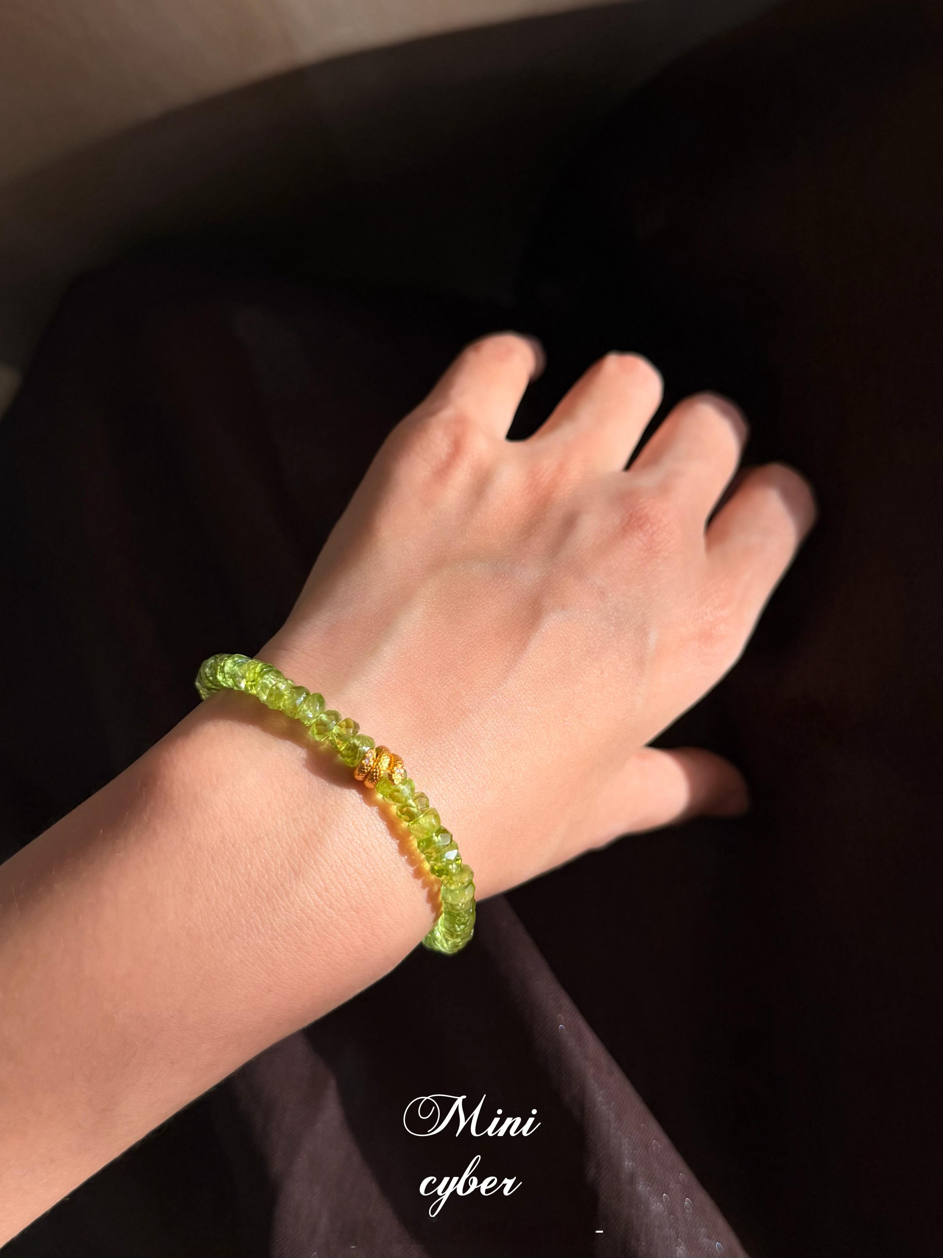 𝚗𝚎𝚠 𝚊𝚛𝚛𝚒𝚟𝚊𝚕橄榄绿灵蛇手链在许多古老的传说里 🐍