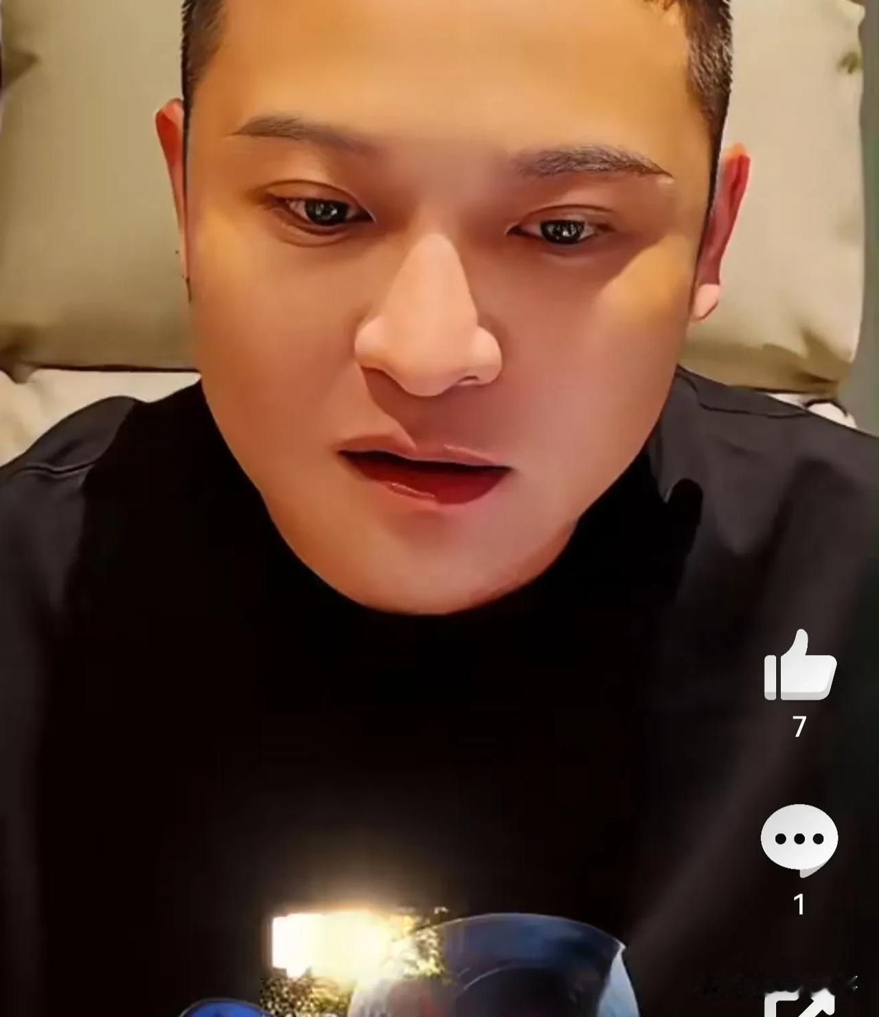 二子爷点评巴扎黑小细菌是与非，账号没了后看清身边人！

      小细菌这种女