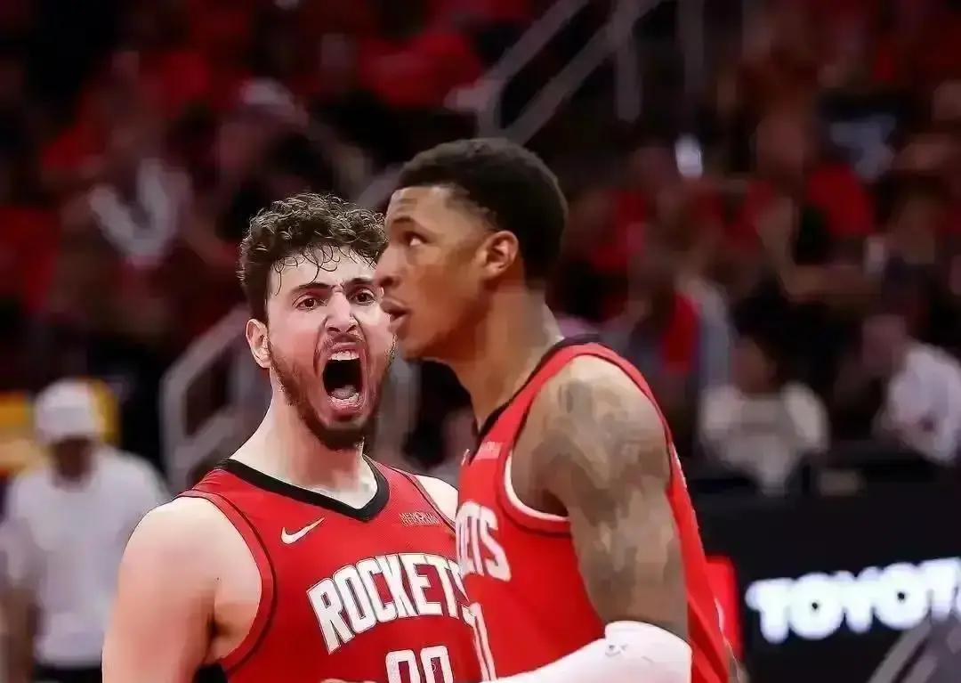 申京+4首轮换字母哥？火箭赌大了
 
雄鹿要的是现在就能赢球的人，不是未来彩票。