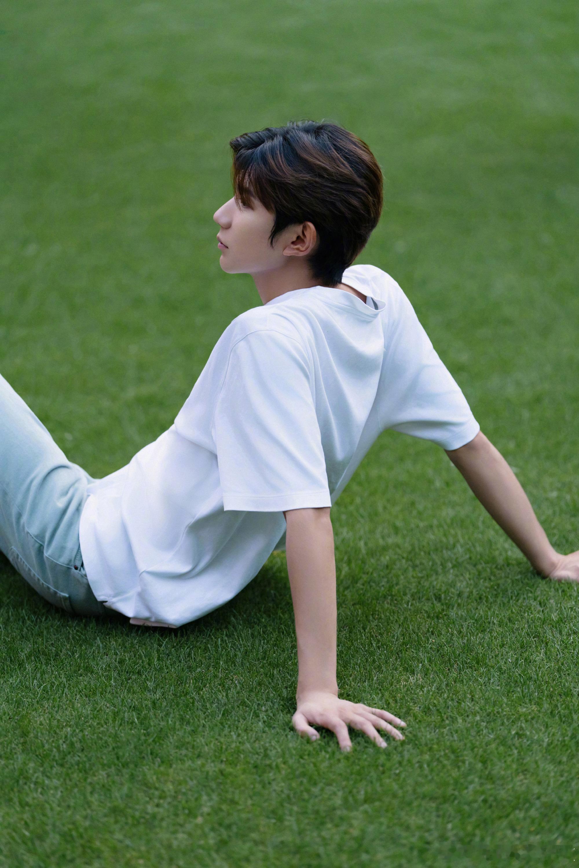 王源 💚共绘王源的狂欢轨迹 💚王源客厅狂欢巡演 *..✨•..ɢᵒᵒᵈ ɴⁱ