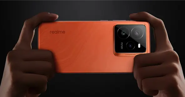 骁龙8至尊版价格屠夫！真我RMX5090首曝：取消潜望长焦