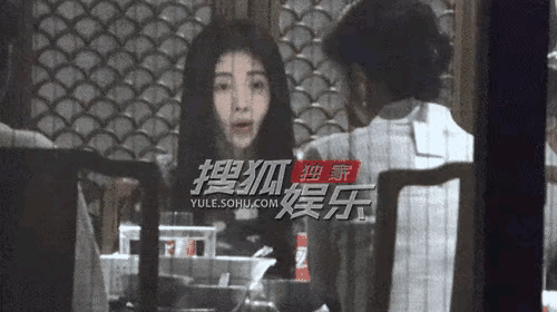 #鞠婧祎与朋友聚餐#看来签和颂是真的吧，和颂我记得商务不错！！​ ​​​