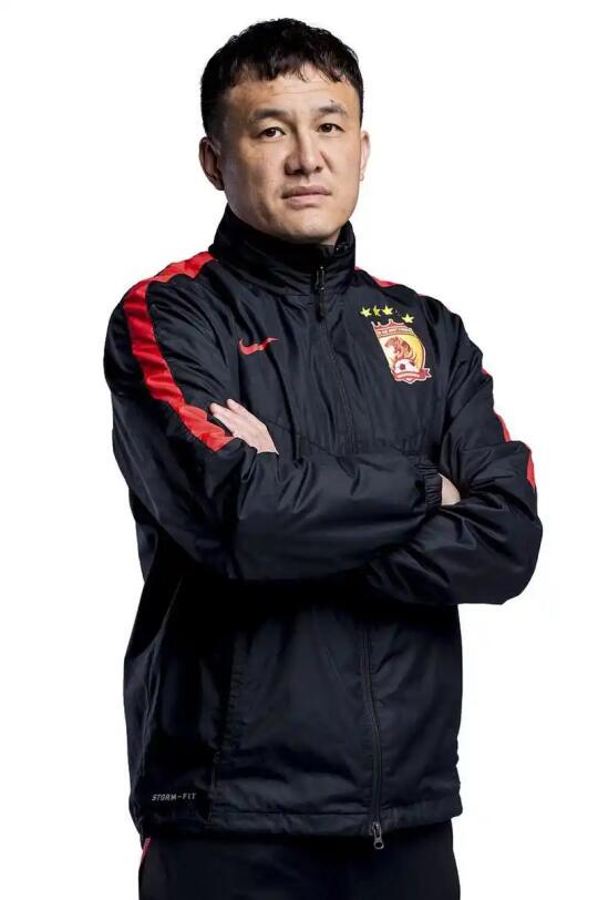 郝伟：足协杯夺冠花200万，中间人做我助教