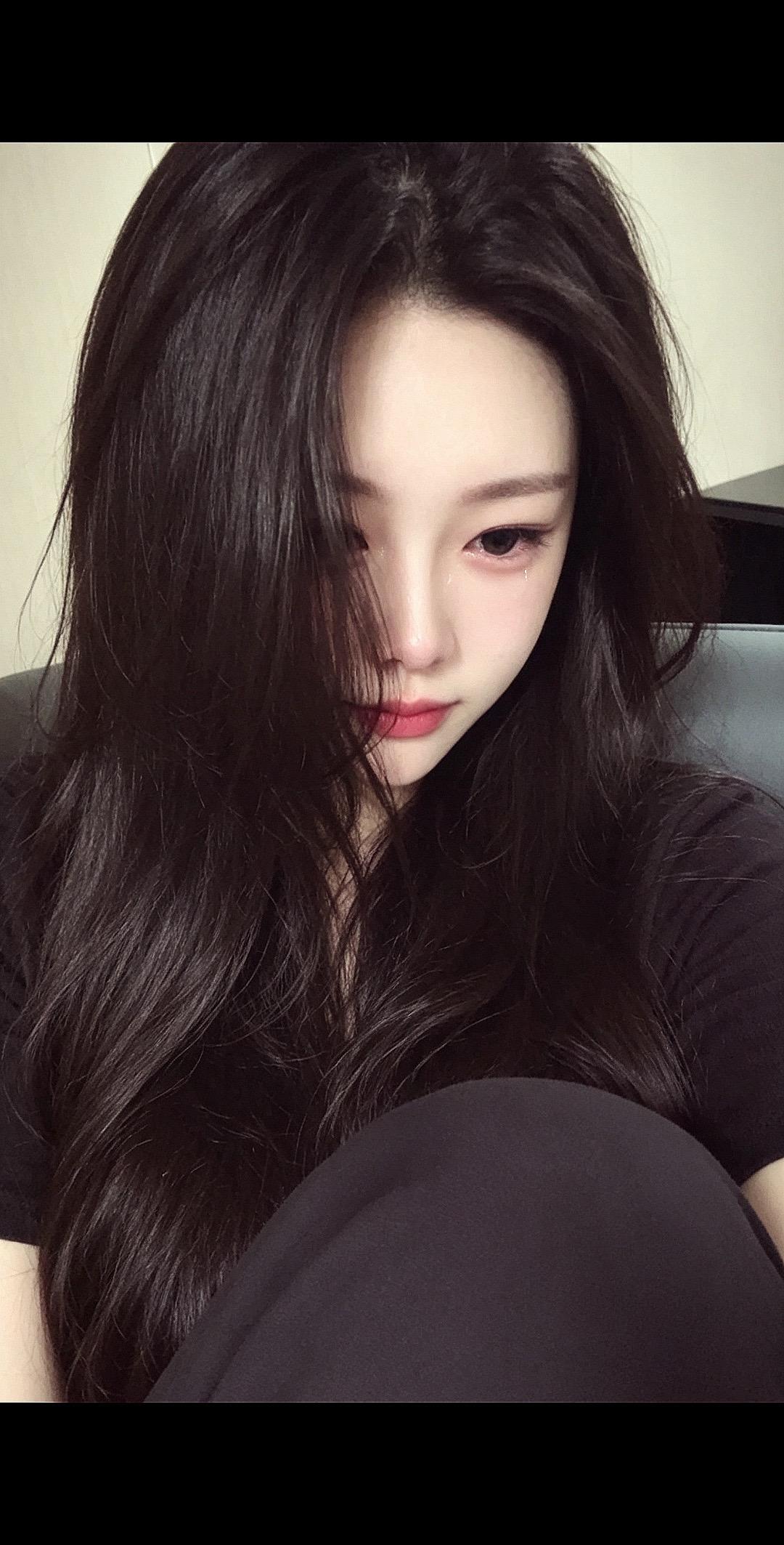 我一个人也无所谓 我有抑郁症也无所谓 我没钱无所谓  没人爱我也无所谓 抛弃我也