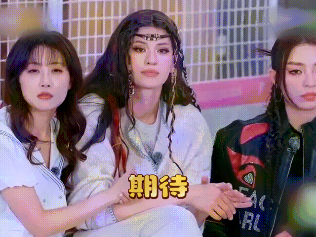 侯佩岑 我好喜欢李斯丹妮啊舞台上，李斯丹妮唱跳俱佳，实力“炸场”，鲜明的个人风格