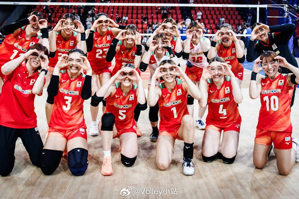 日本女排第二周2胜2负，两周过后6胜16分✅ 3-2 x 🇷🇸 塞尔维亚✅ 