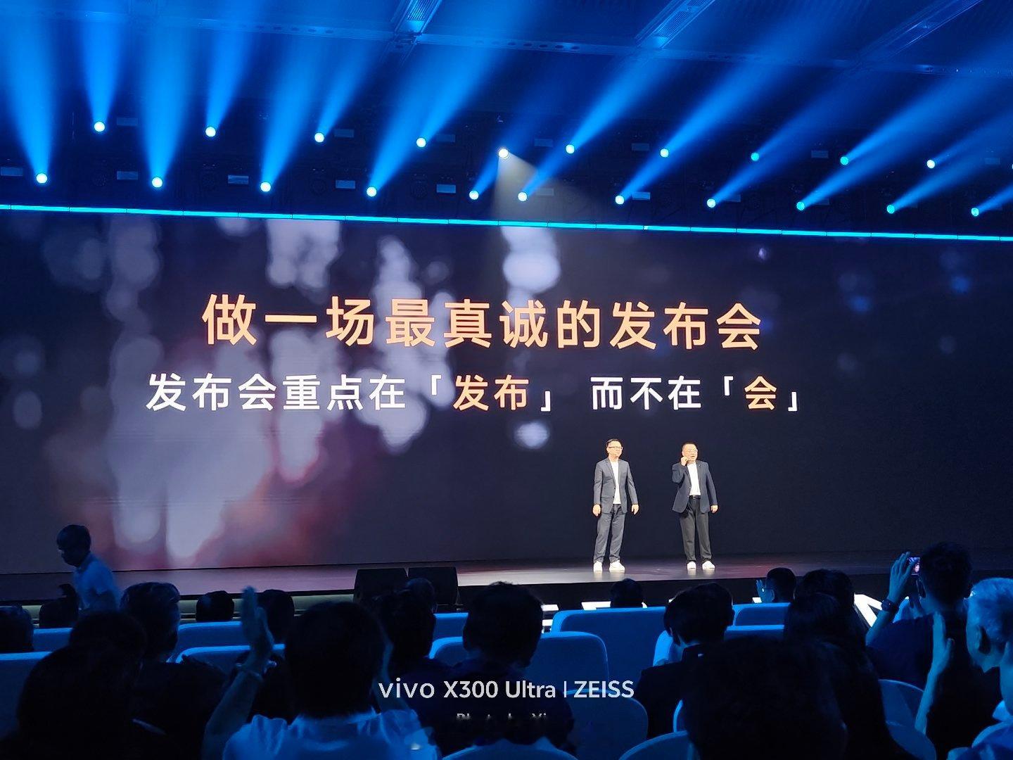 来参加最真诚的发布会！30分钟公布价格！20万级大大大五座智慧舒享SUV东风日产