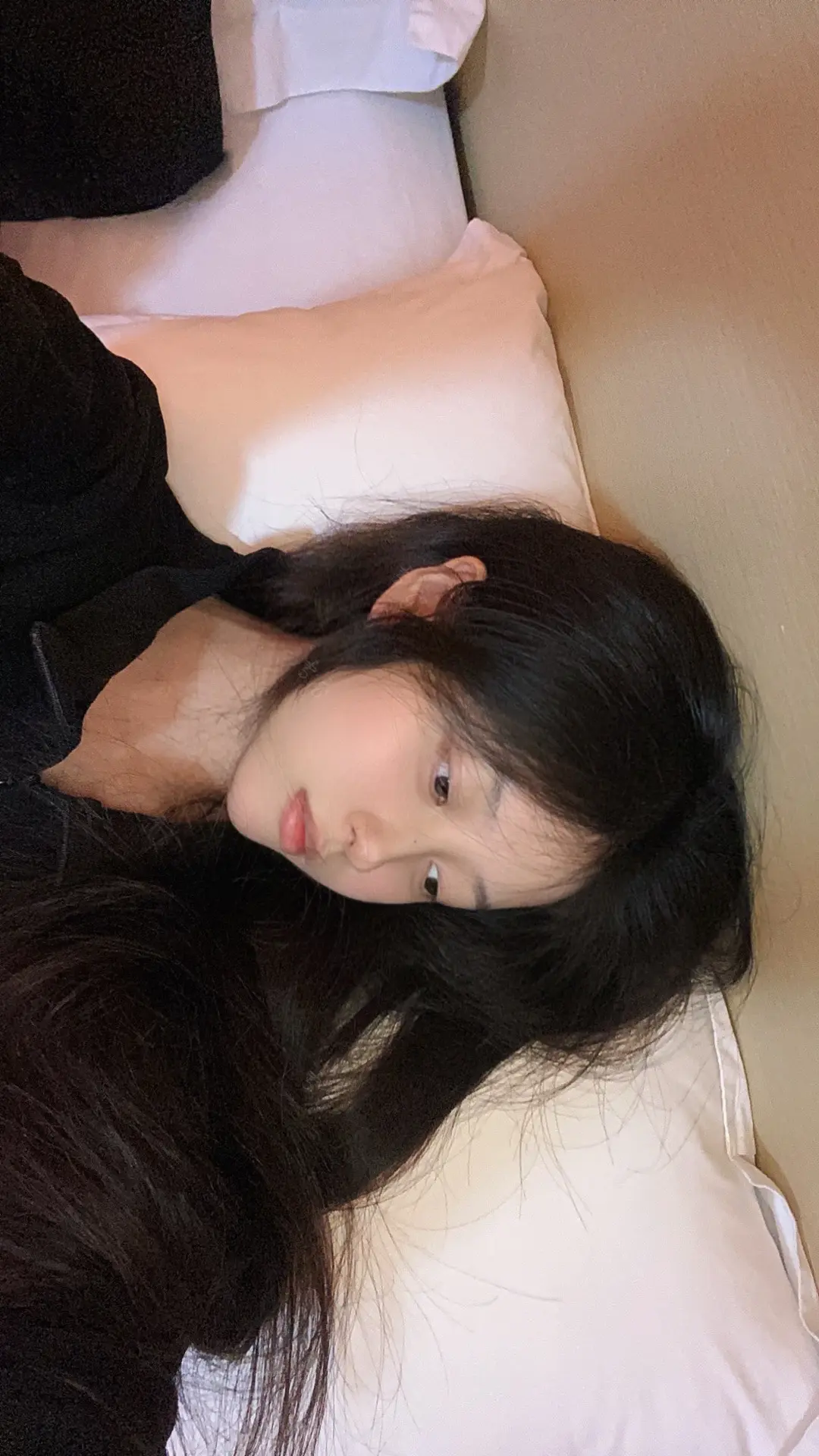 你总说想在我怀里睡觉 我就有了这张照片