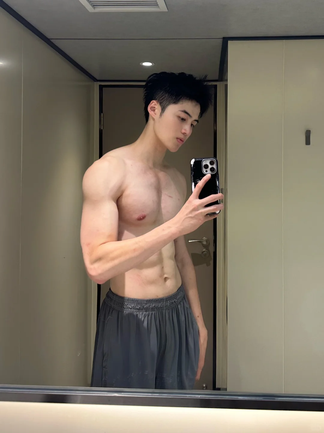 大暑热到衣服融化了🫠