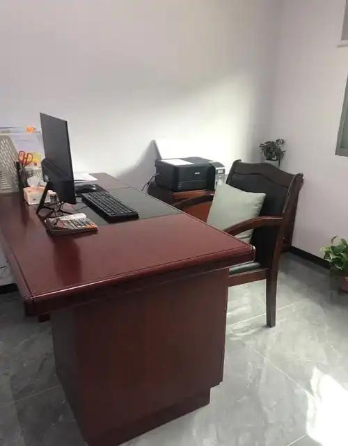 在单位当了20年老黄牛，今年我突然“醒了”

我们科室的老赵，干了快二十年，是单