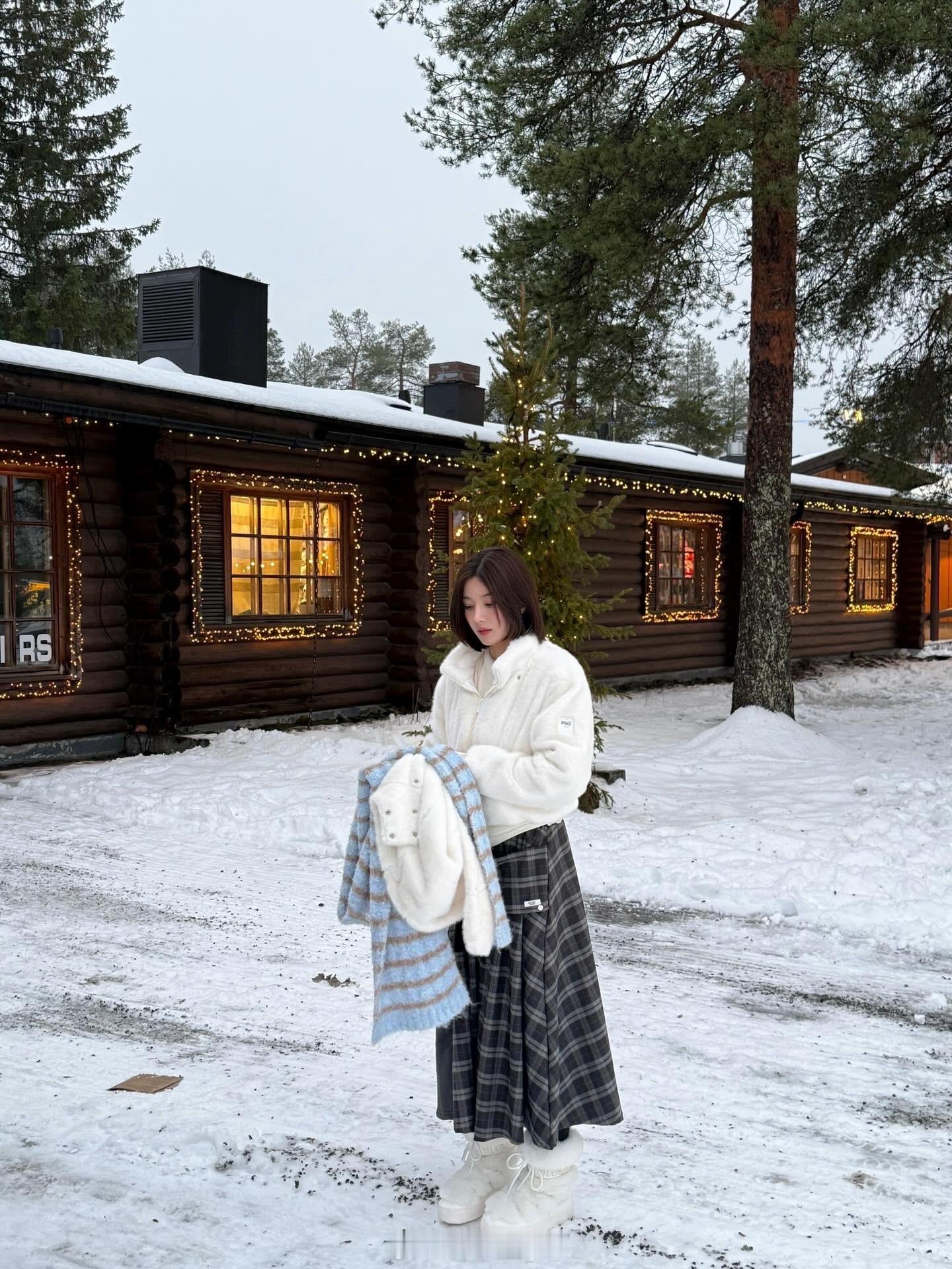 权恩妃ins更新🎅🏻❄️ 