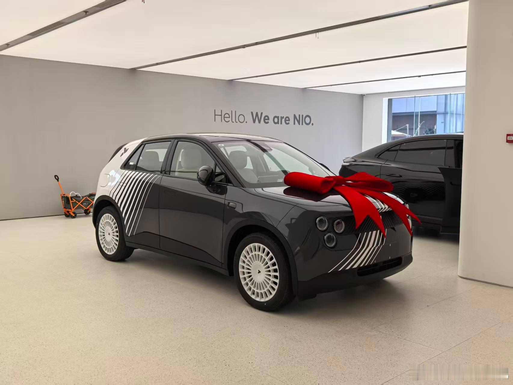 这个小车​从上市群嘲丑的一批​到现在月交付5700多台​怎么看都透着一股子精致的