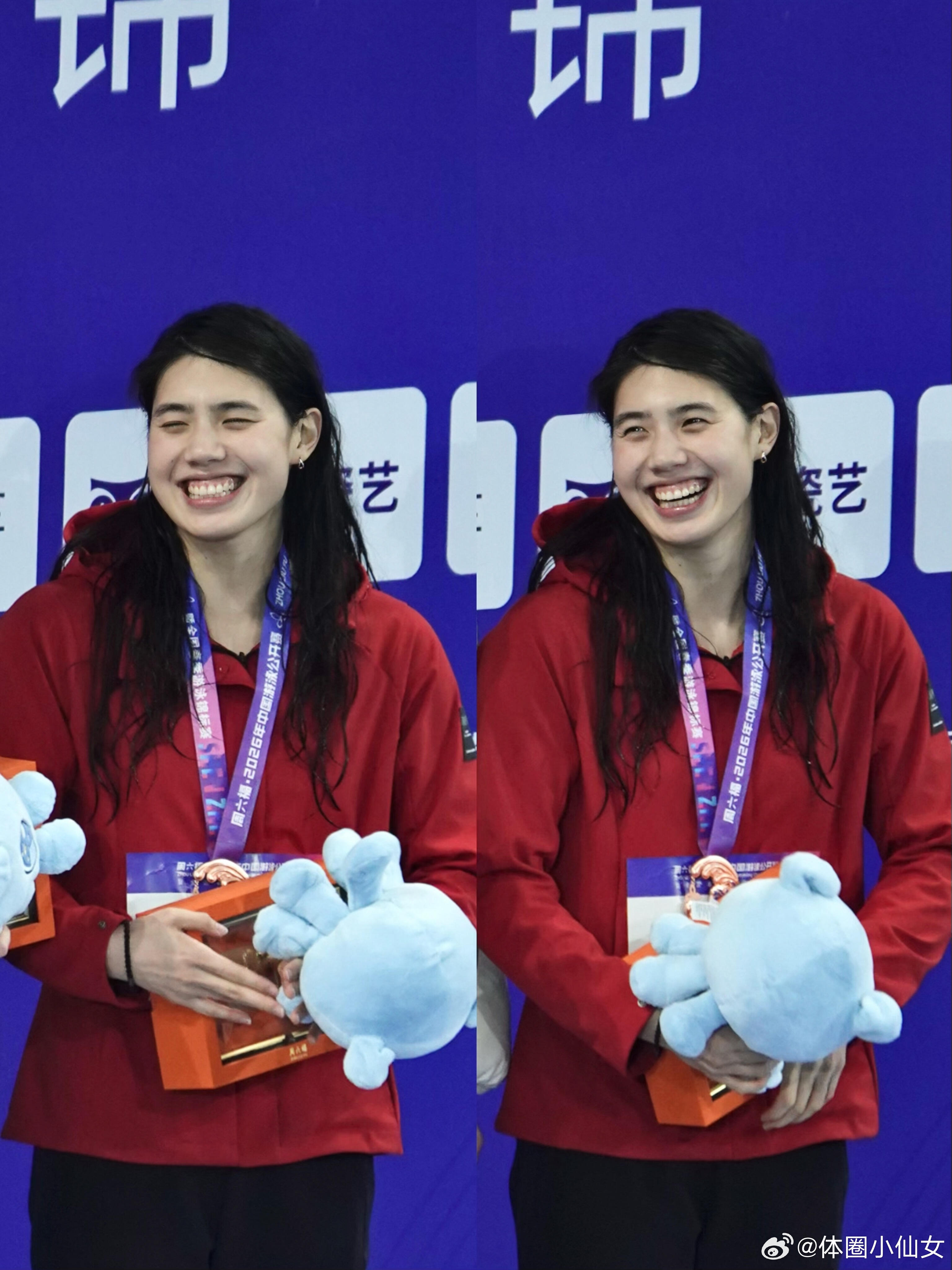 霏霏一笑很倾城！好可爱的张雨霏！ 