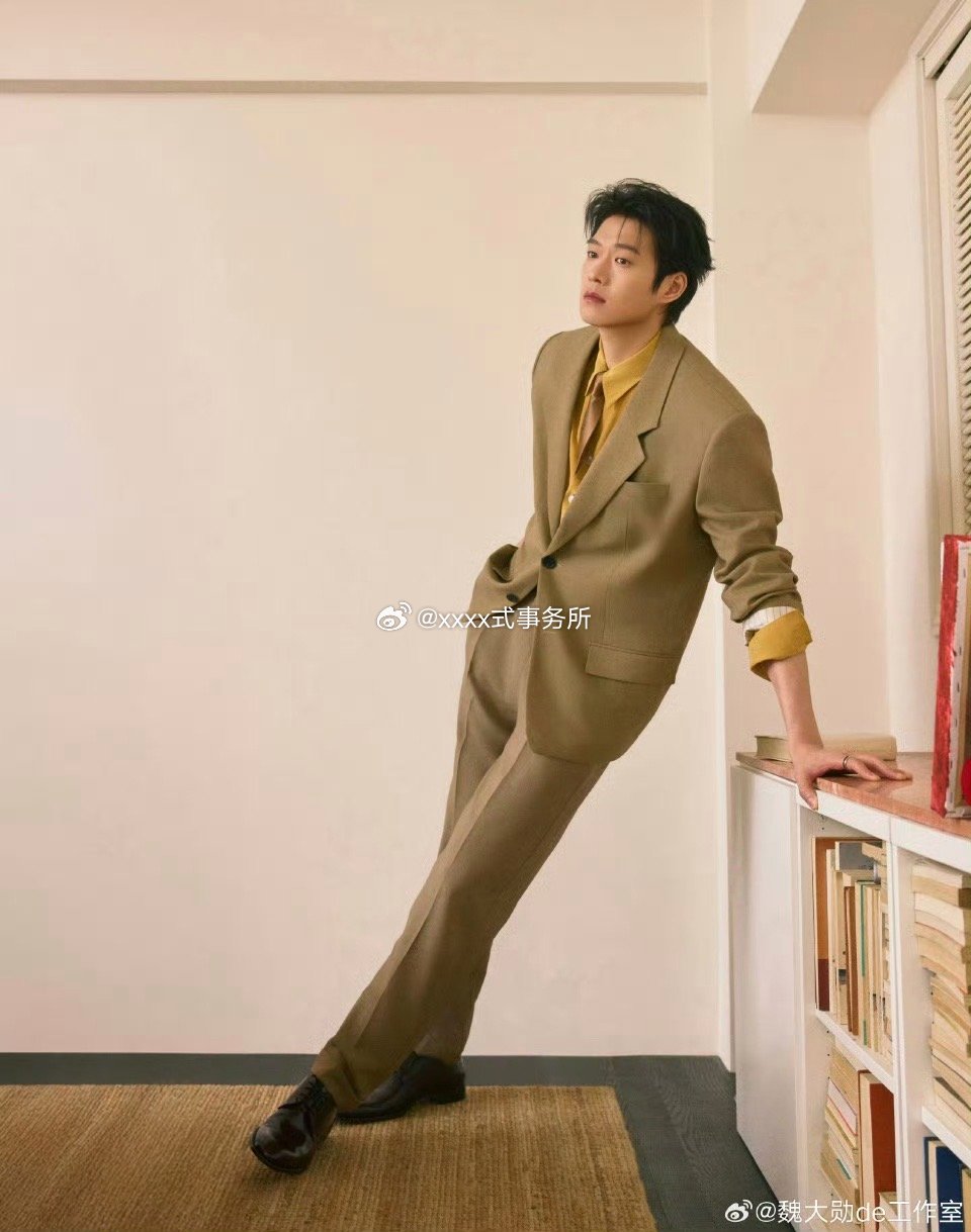 今日ysl男郎陈哲远 魏大勋 